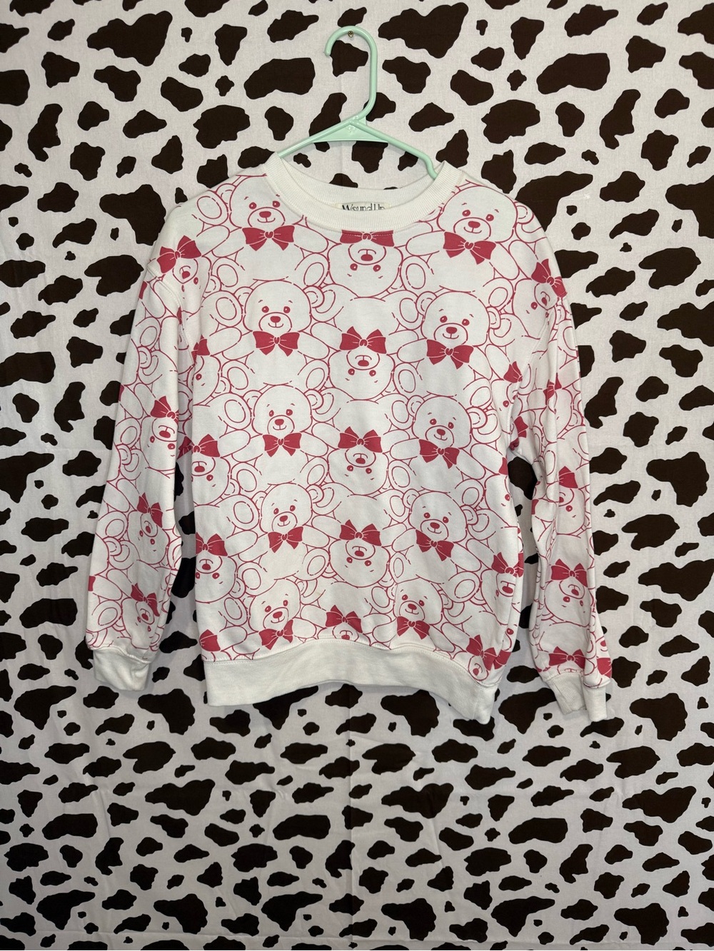 Wound Up Women’s Crewneck Pullover Sweatshirt Long Sleeve Bear Print XS